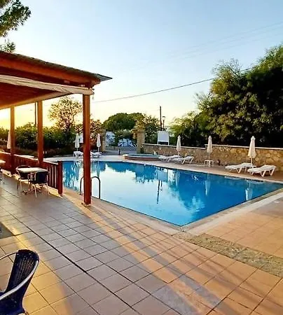 Aparthotel Pefkos Filoxenia 4*
