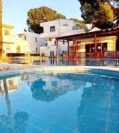 Pefkos Filoxenia Apart-hotel Pefki