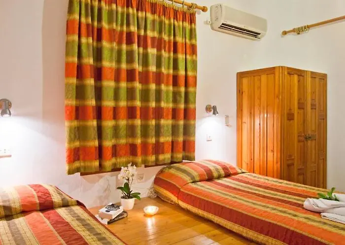 公寓式酒店 Pefkos Filoxenia 4*