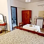 아파트호텔 Pefkos Filoxenia 4*
