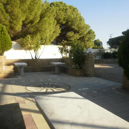 Pefkos Filoxenia 4*