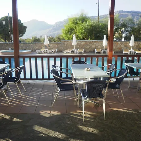 Filoxenia Aparthotel 4*