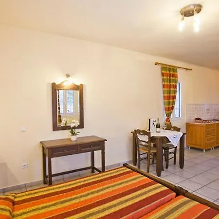 Aparthotel Pefkos Filoxenia 4*