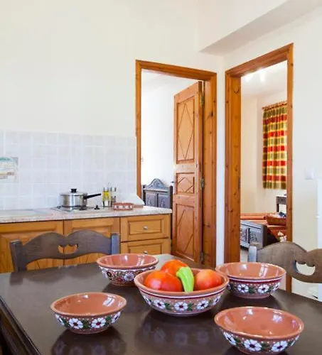 Pefkos Filoxenia Lejlighedshotel 4*