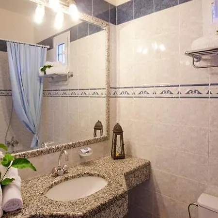 Hotel apartamentowy Pefkos Filoxenia Pefki