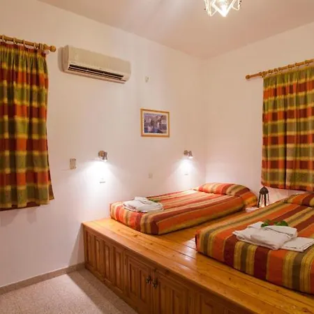 Pefkos Filoxenia Lägenhetshotell 4*